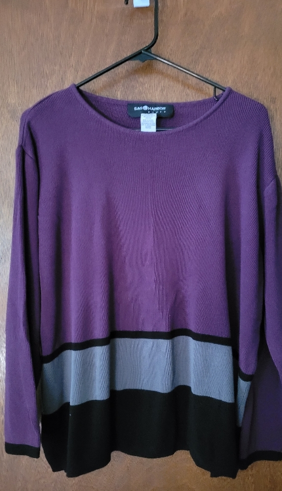 Sweater womens